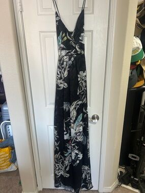 EVE black halo by laurel berman Black Floral Maxi Dress with Spaghetti Straps